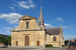 Paris 2025, Kirche von Attigny