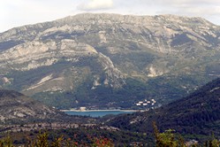 Route Napoléon, Lac de Castillon aus der Ferne